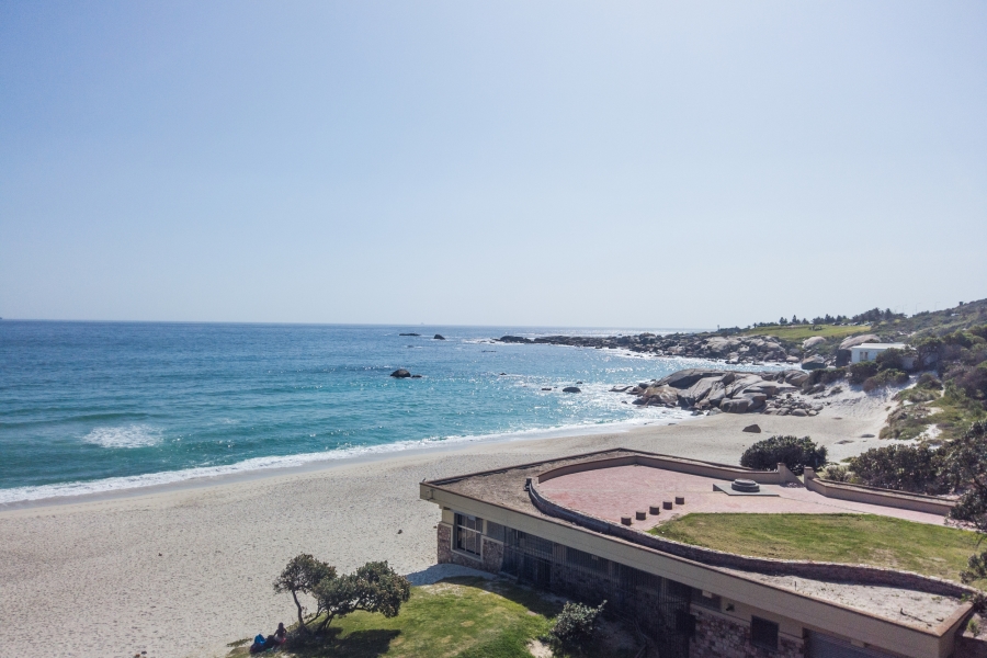 2 Bedroom Property for Sale in Camps Bay Western Cape